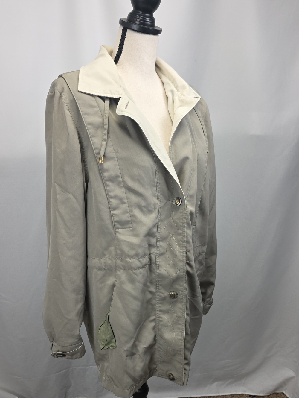 Women's Light Gray Hooded Trench Coat with Cream Collar Size Small
